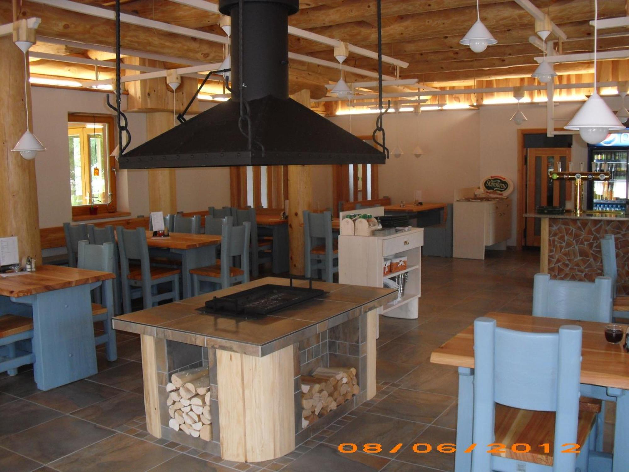 Restaurace a Penzion U Fábů Lednice Exterior foto